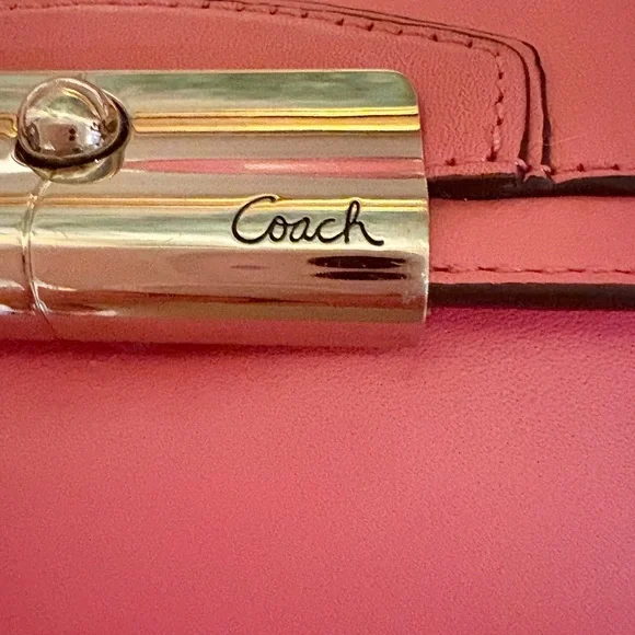 Vintage Coach Kristin Y2K SOFT Leather Flap Snap Small CrossBody Geranium Pink 🌸 - Picture 5 of 8